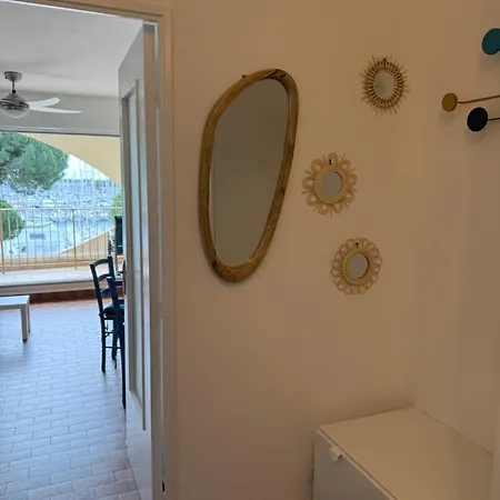 Tres Beau A Port Camargue Superbe Vue Port Daire *