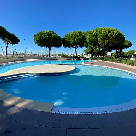 Tres Beau Studio A Port Camargue Superbe Vue Port